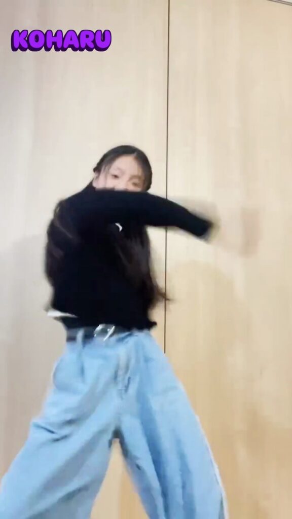 その指先、その笑顔。0.1秒で心を奪う