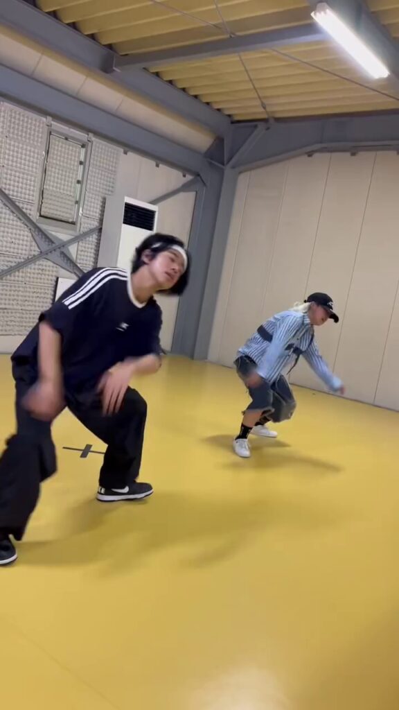 見つけた瞬間、推したくなる！『bm.Crew』が放つ圧倒的な世界観とエモすぎる素顔